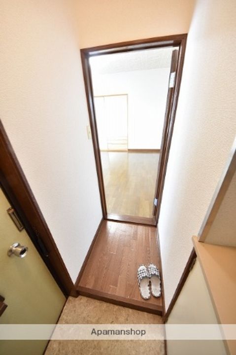 レジデンス94102の玄関