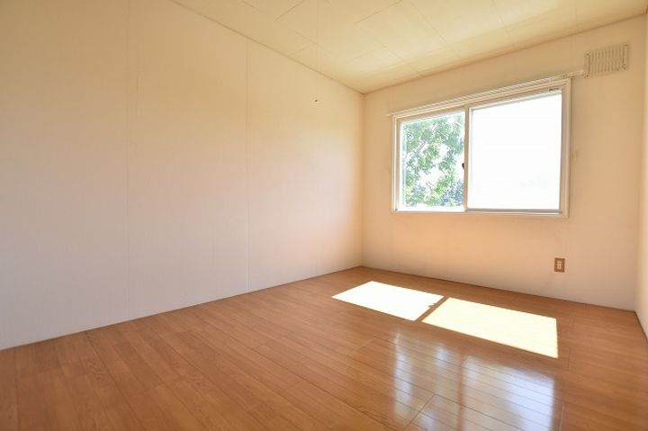 グリーンコーポ丘珠201の内装