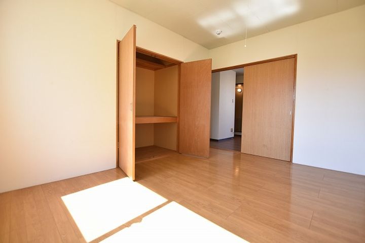 グリーンコーポ丘珠201の内装