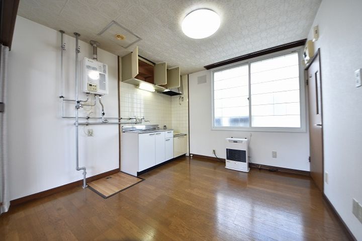 ビリーブ麻生203の居間