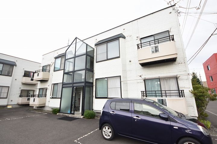 エクセレント新川B102の外観