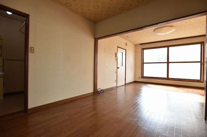 西公園ハイツ1の内装