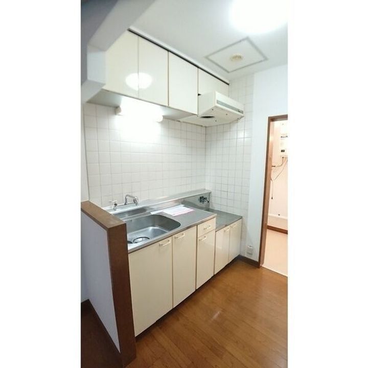 ルミエール9のキッチン