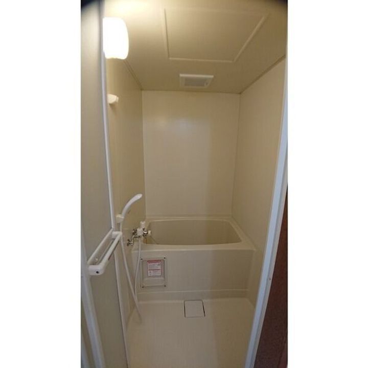 ルミエール9の風呂