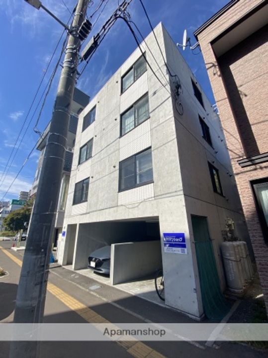 ラプレッツアグルーN12302の外観