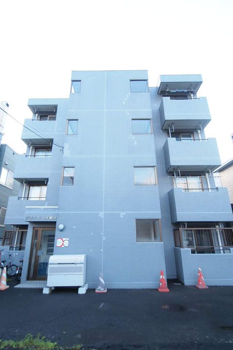 グランドール菊水00401の外観