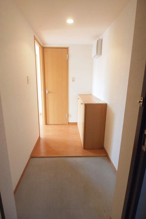 エフォール望301の玄関