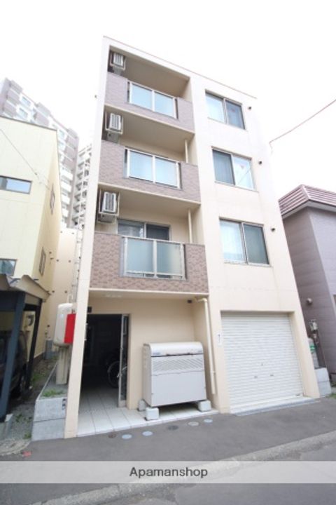 グラン・バディスひばりが丘の外観