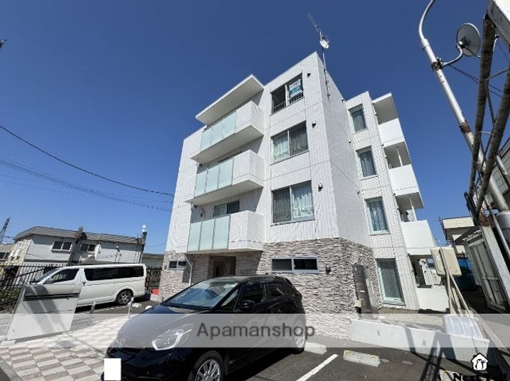 リベルティ西岡の外観