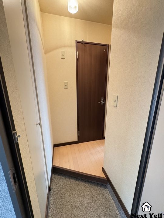 エクセドールの玄関