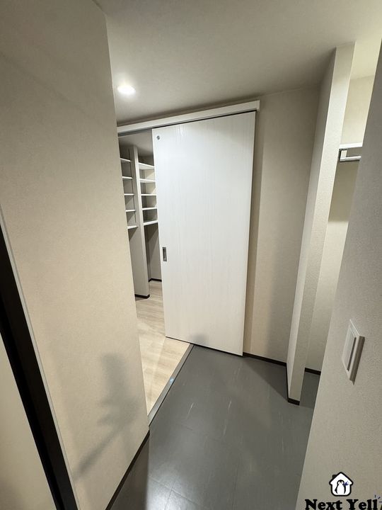 カームヒルズ西岡の玄関