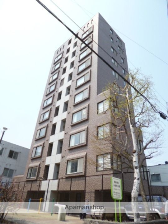 北海道札幌市中央区南四条西14丁目の賃貸マンションの外観