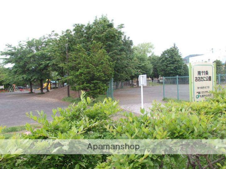 北海道札幌市中央区南十二条西14丁目の賃貸マンションの周辺