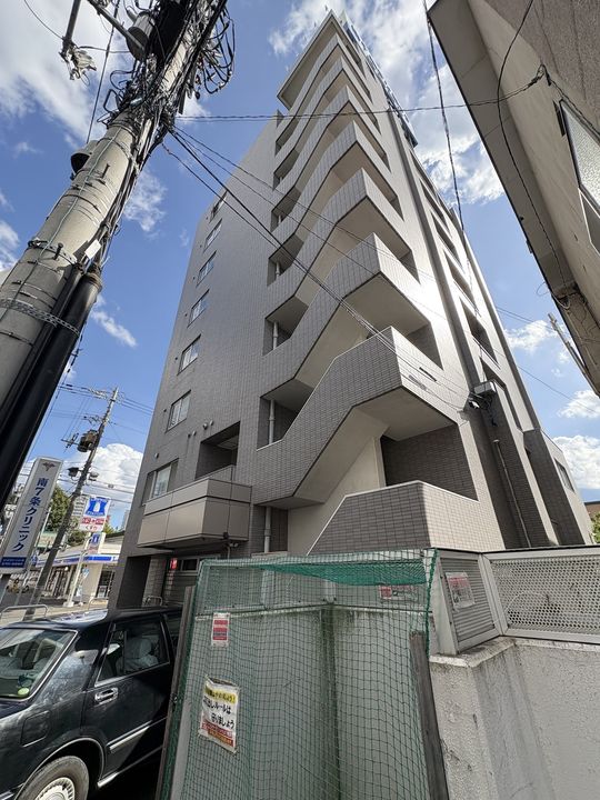 内山ビル802の外観