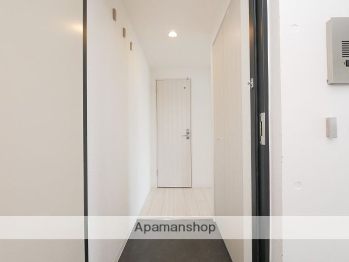 IRIS(イリス)HONCHOUの内装