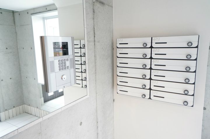 IRIS(イリス)HONCHOUの外観