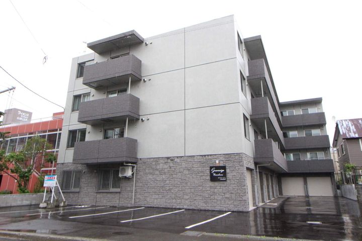 GRANEIGE YAMAHANA301の外観