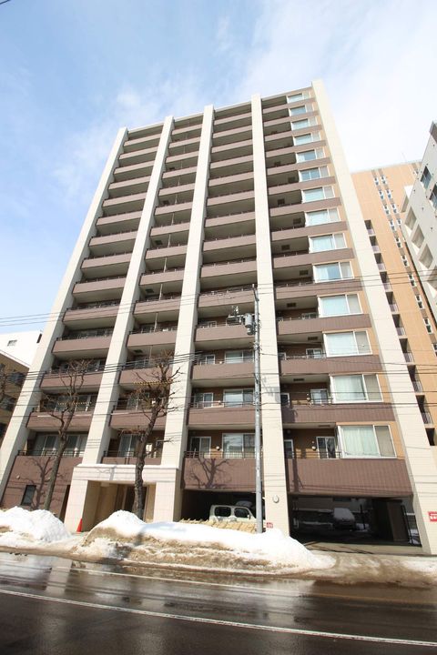 レジディア北2条イーストの外観