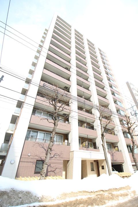 レジディア北2条イーストの外観