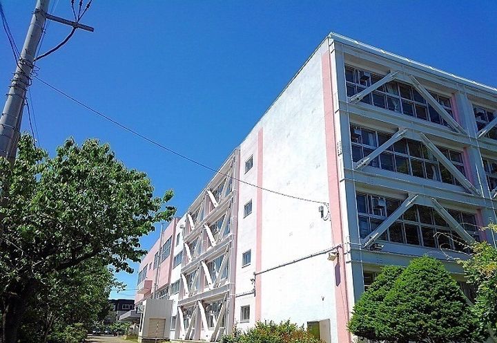 アリビオ27の周辺
