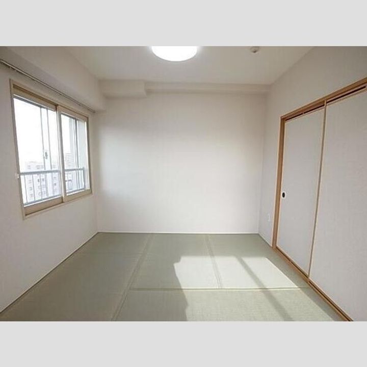 シビックコート苗穂駅前905の居間