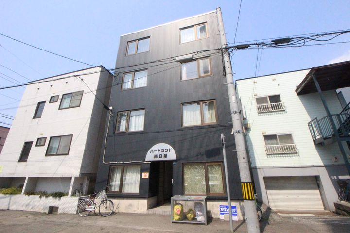 ハートランド南8条301の外観