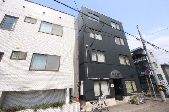 ハートランド南8条301の外観