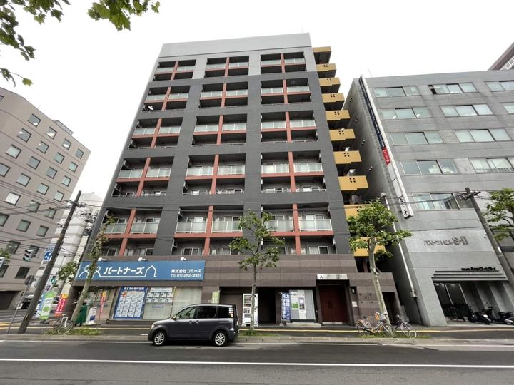 アルファスクエア大通の外観