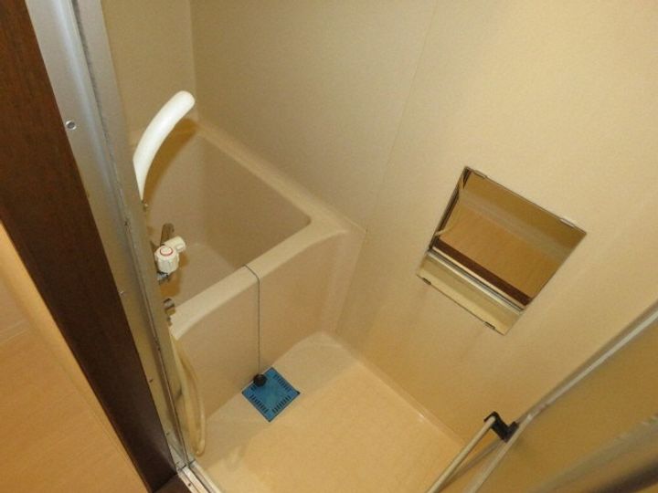 エスポアールさつみ202の風呂