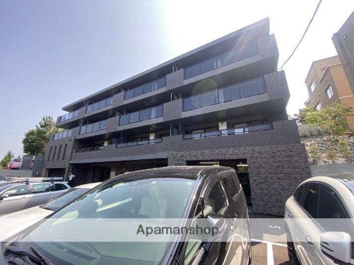 北海道札幌市中央区伏見2丁目の賃貸マンションの外観