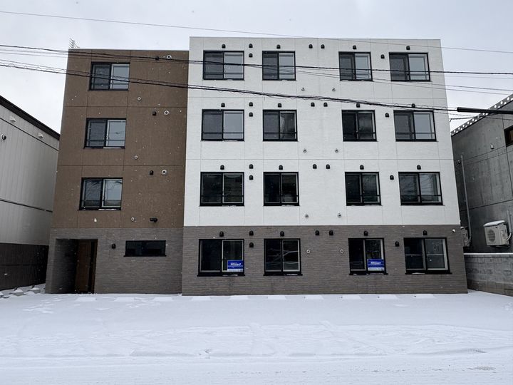 北海道札幌市中央区南十四条西16丁目の賃貸マンションの外観