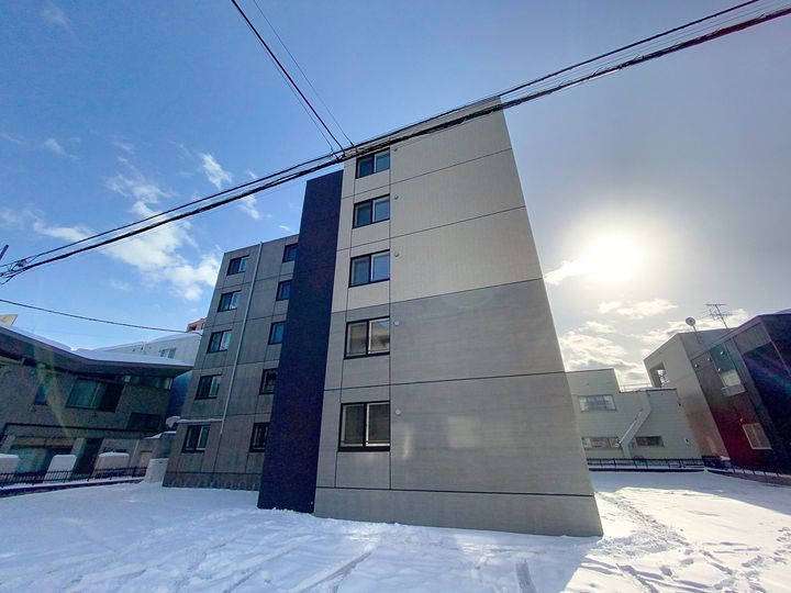 レブニーズ ザ・レジデンス 宮の森103の外観