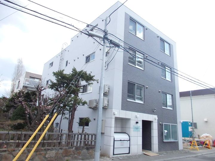 TSUBAKI SQUARE円山公園WEST(ツバキスクエアマル101号室の外観