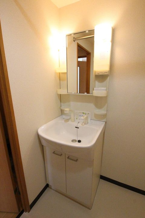 ラグジュカムズ205のその他画像