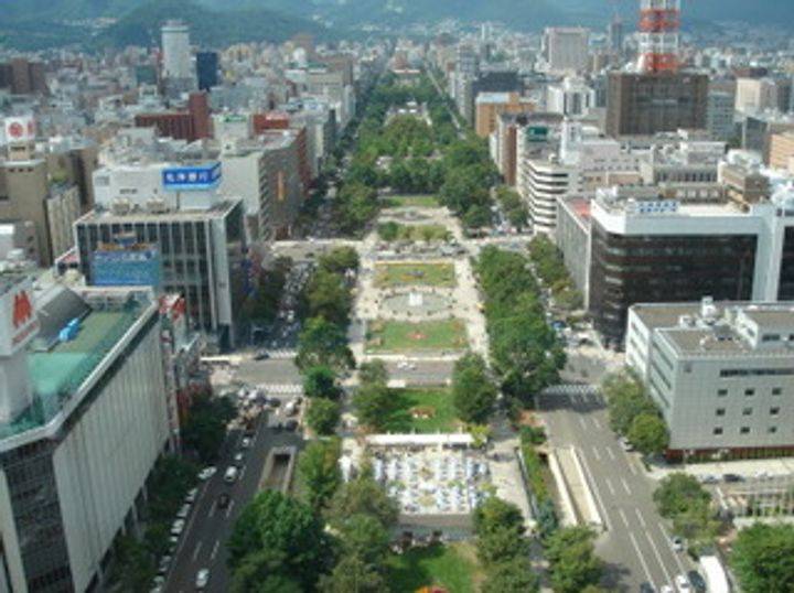ラグジュカムズ205の周辺