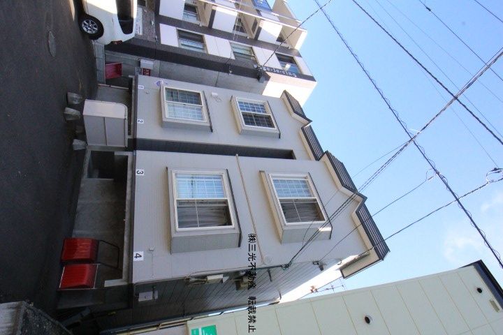 ノーステリア205の外観