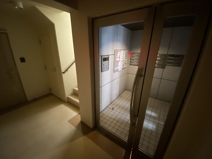 ヒューガパリスのその他画像