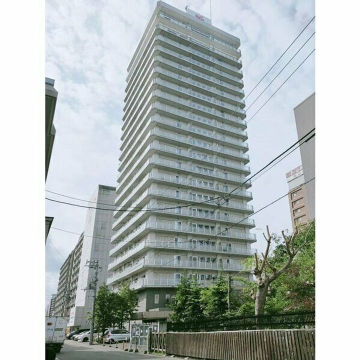 ジュエルタワーの外観