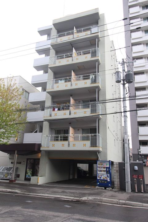 サポナール円山306の外観