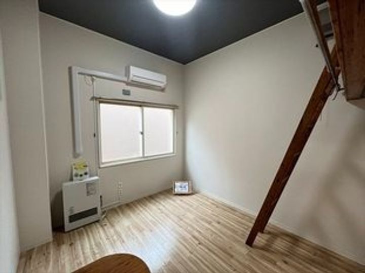 メモリー8・1200303の居間