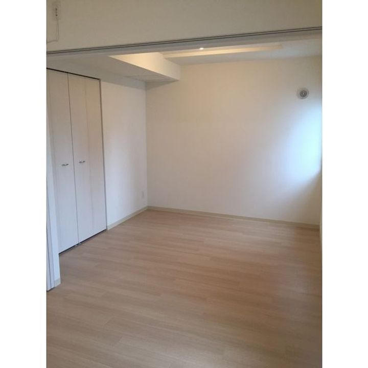 EーHORIZON北円山(北4西22)の居間