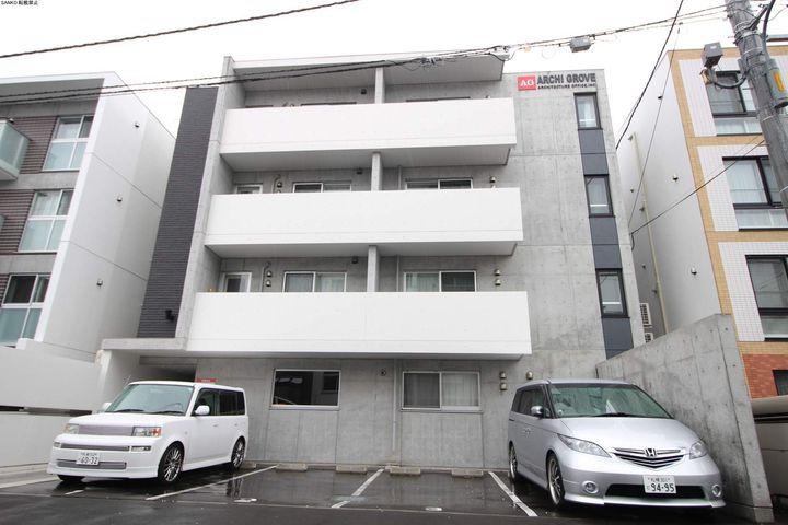 EーHORIZON北円山(北4西22)の外観