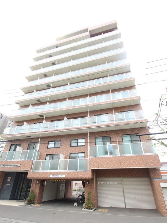 メープル北円山の外観