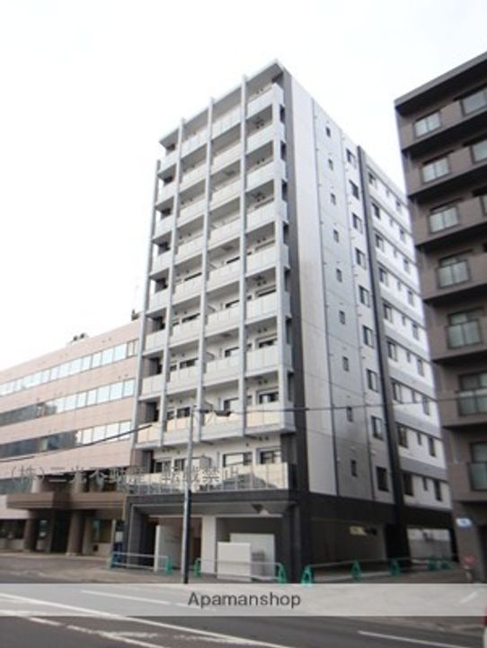 ラディア近代美術館前の外観