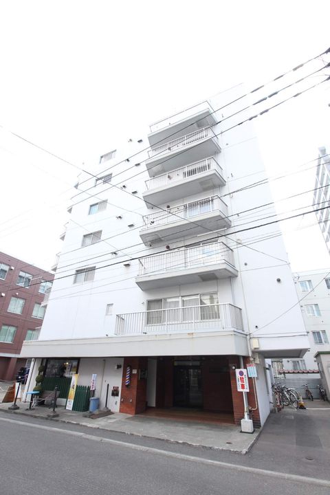 パシフィック南2条604の外観