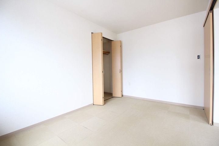 ティアラタワー中島倶楽部(Ⅰ−Ⅳ)2301の内装