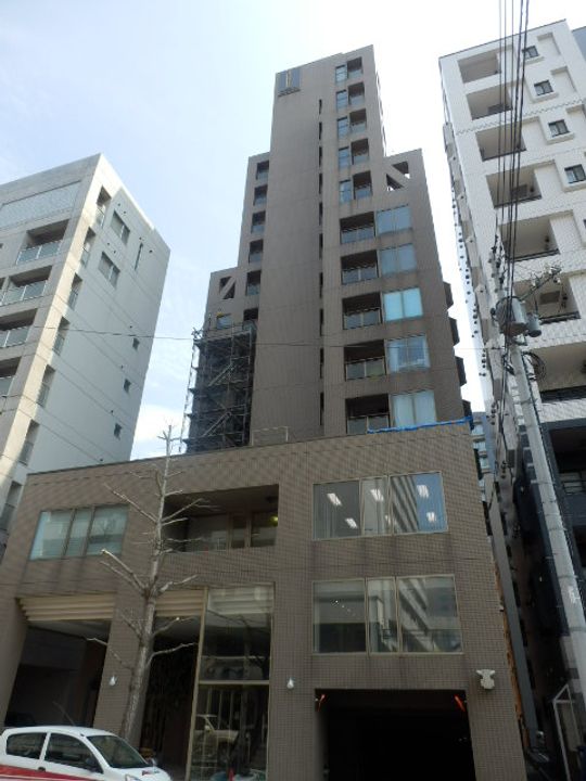 エルミタージュユリの外観