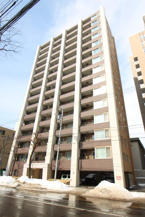 レジディア北2条イーストの外観