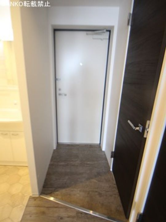 NOBLESSE札幌南6条(ノブレス札幌南6条)0405の玄関