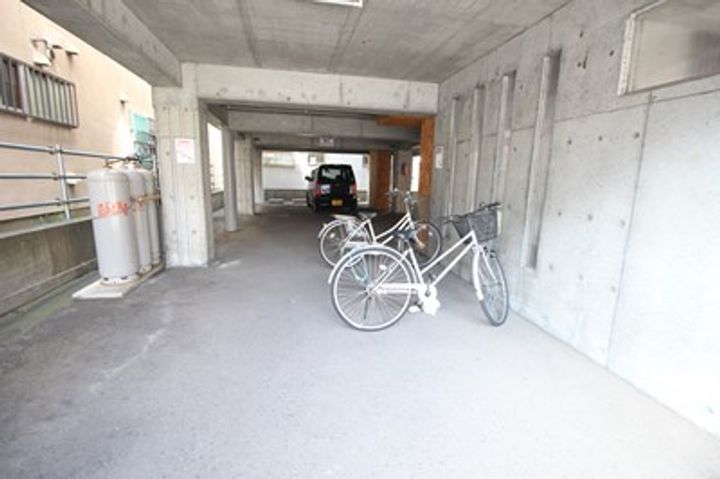 ローヤルハイツ南5条205のその他画像